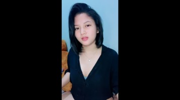Tiara Host Cantik Bondol Remas Buah Dada Nakal ID 74433584 Mango
